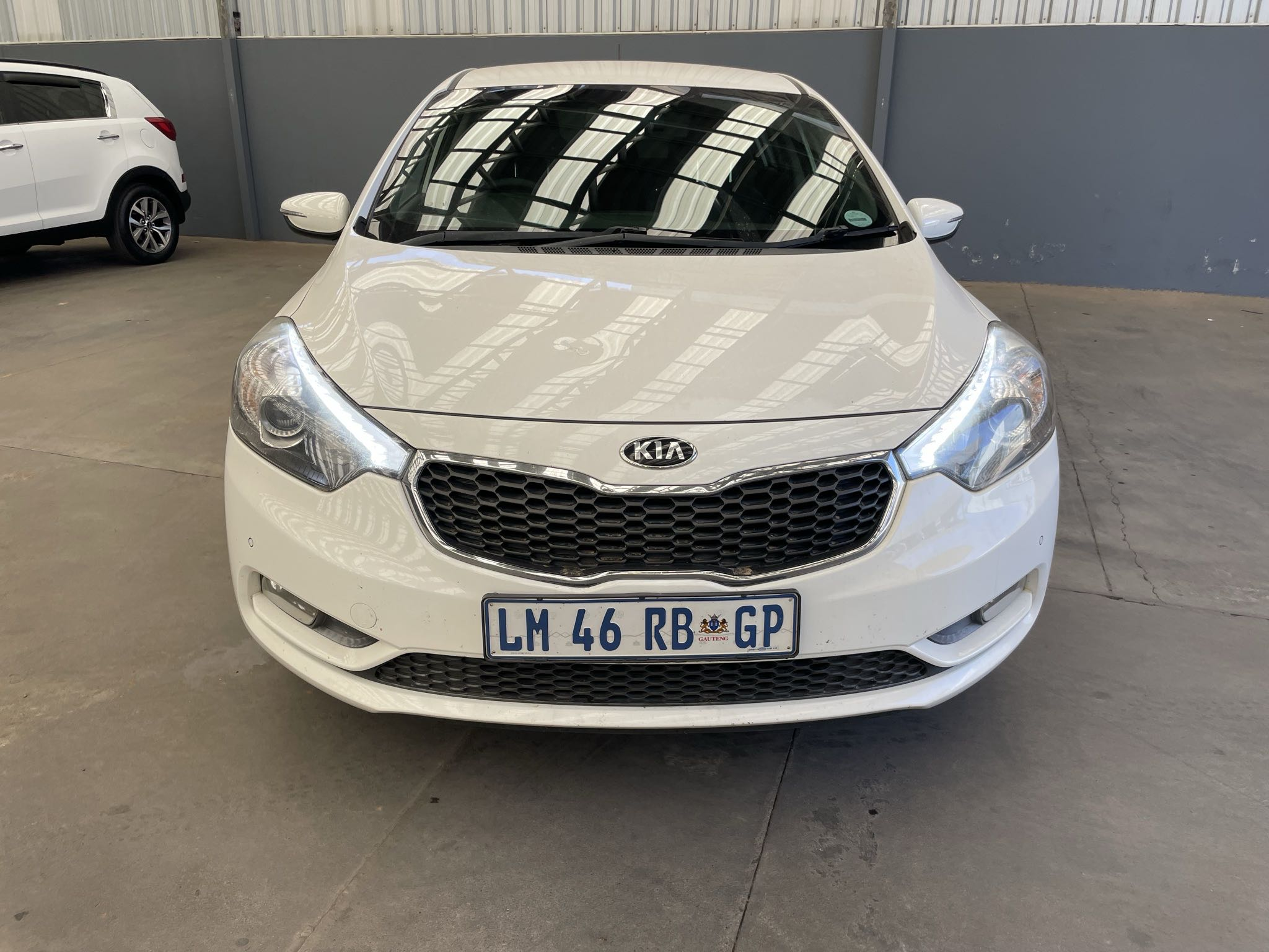 🚗 2015 Kia Cerato 2.0 EX A/T 5DR