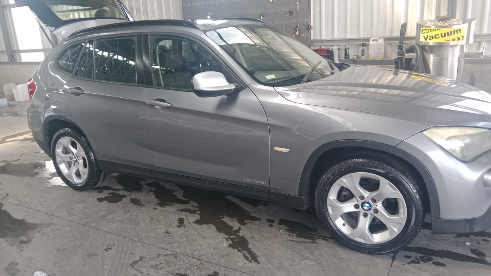 🚗 2011 BMW X1 sDrive20i A/T