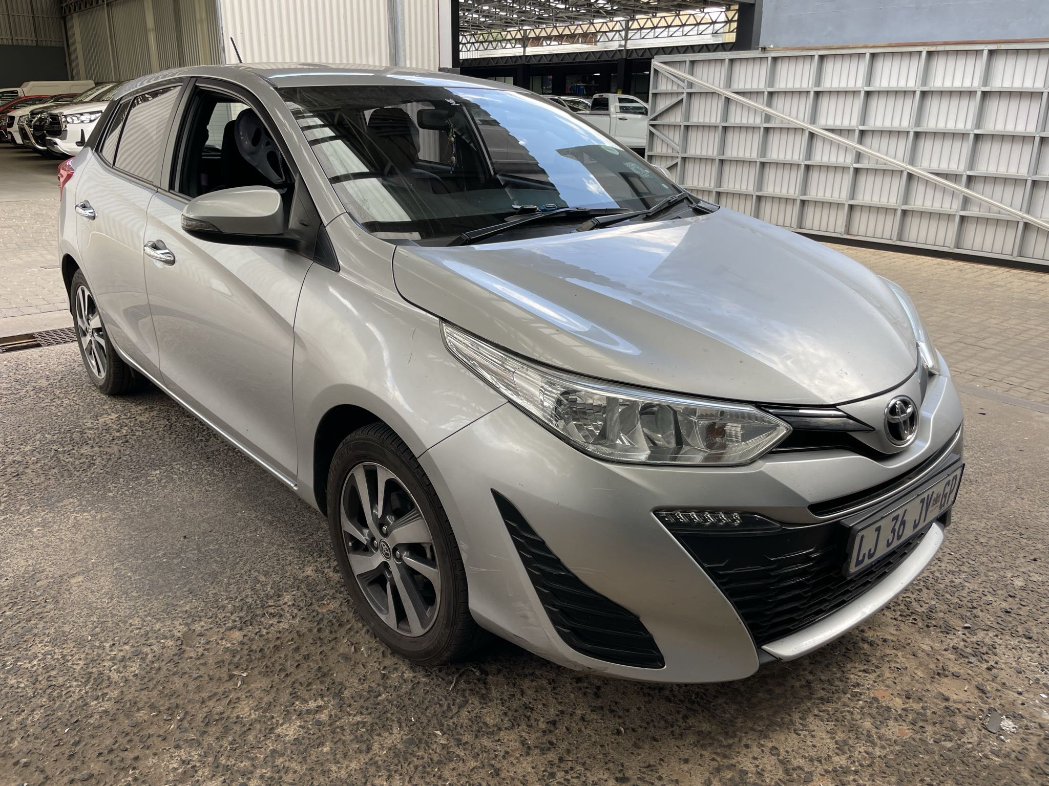 🚗 2018 Toyota Yaris 1.5 XS 5DR