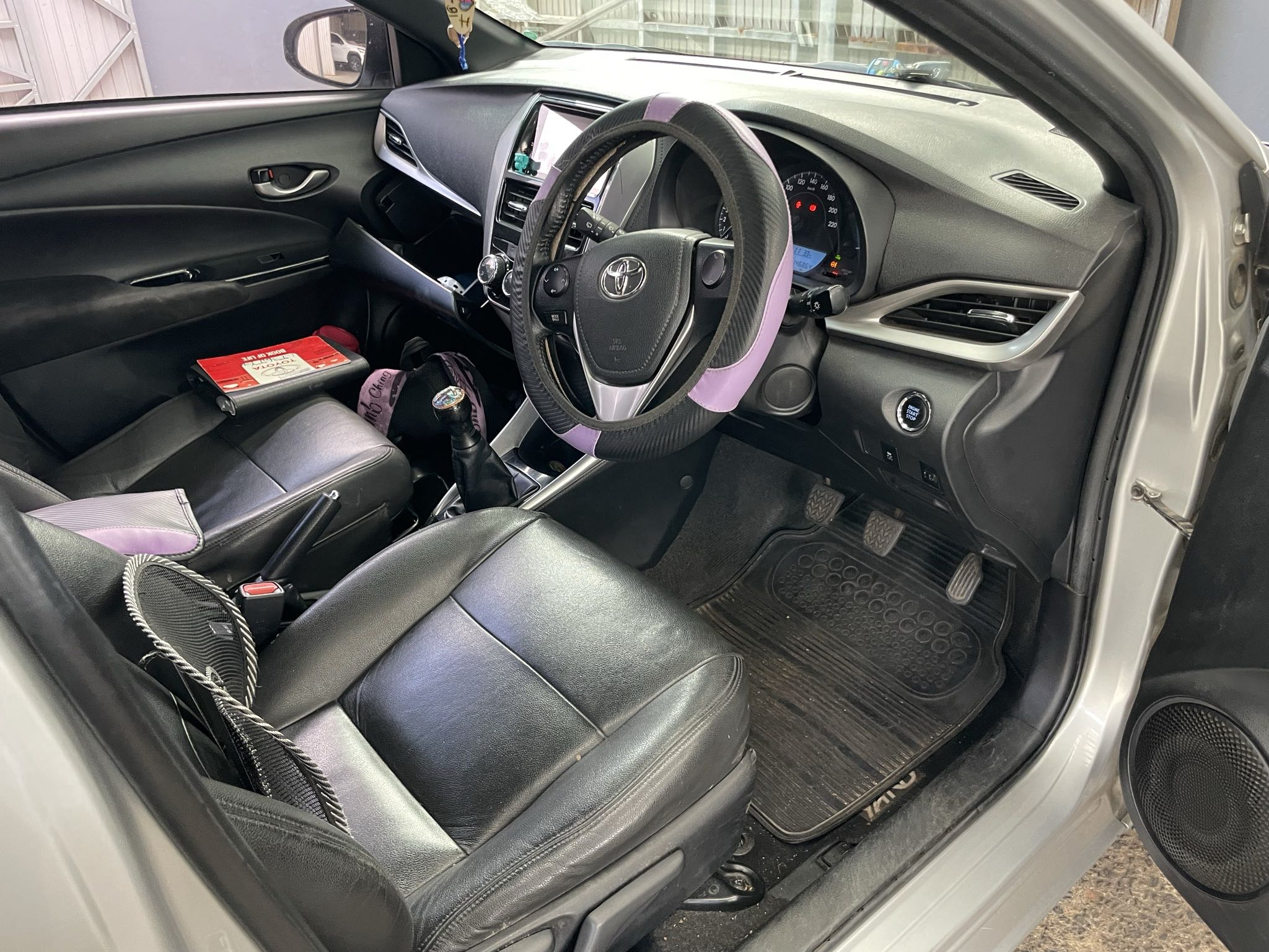 🚗 2018 Toyota Yaris 1.5 XS 5DR